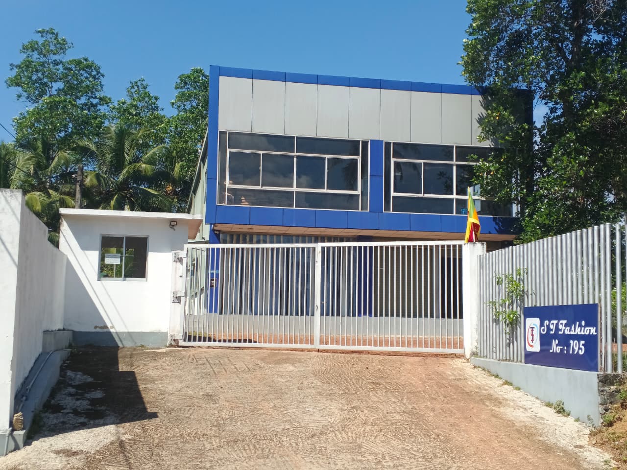 ST Fashion Office Exterior - Professional Manufacturing Facility